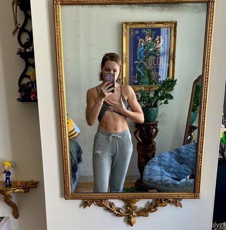 gym leggings onlyfans free image
