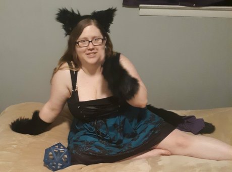 geekikittenvip actriz libre archivo