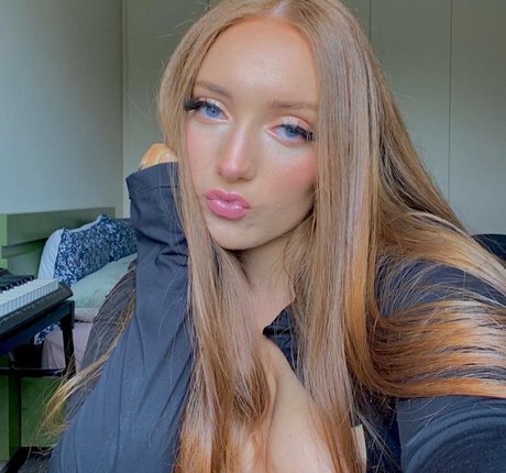 Dannielle Ashurst pornstar nudes picture