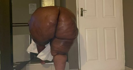 ebony tattoo onlyfans sexy nude picture