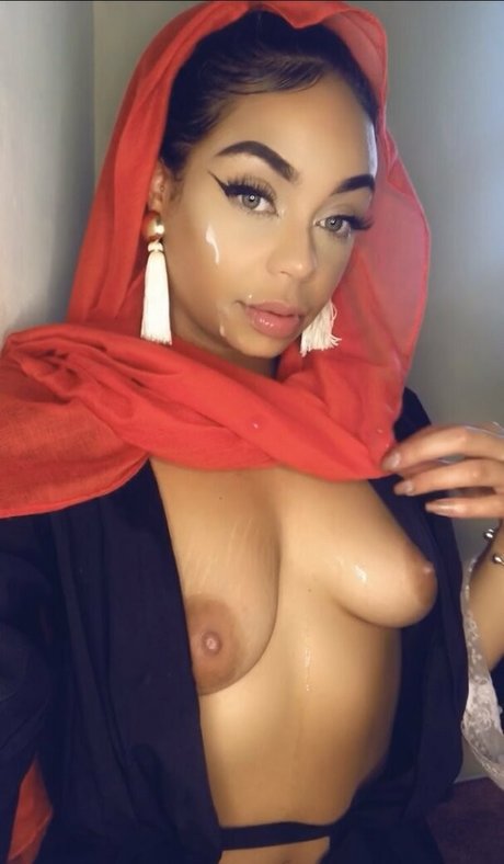 Madison Khan estrella del sexo imágenes