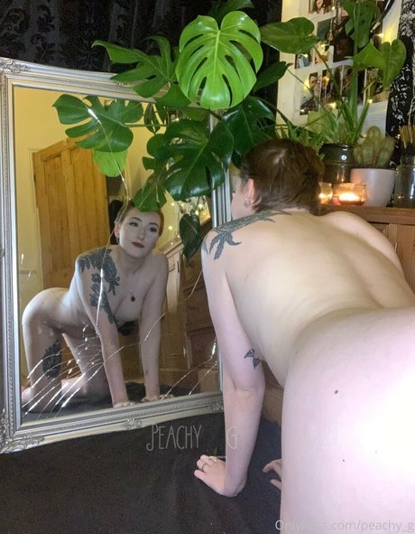 peachy g star exclusive galeries