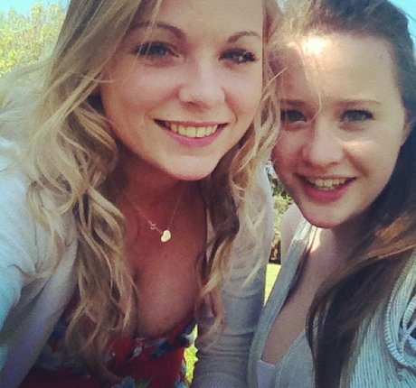 Maton Twins star du porno belle photos