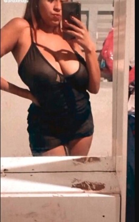 aninhaxmaju perfect pornstar pics