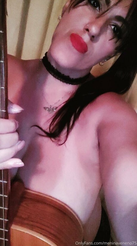 meninaveneno75 actriz de arte foto