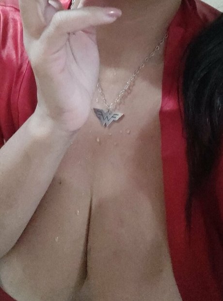 meninaveneno75 modèle gratuit photo