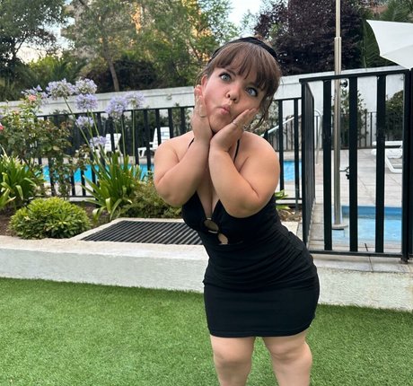 Jomini Dancer hot pornstar pic