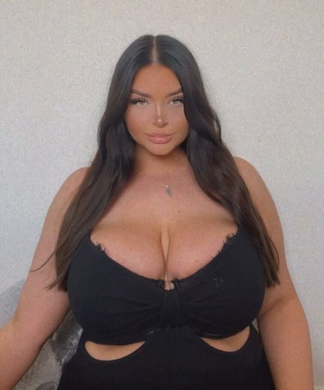 Katie Kerman art de star du porno des photos