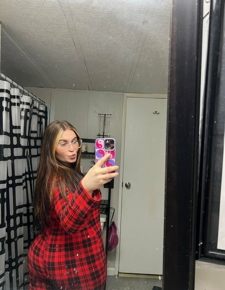 asmr summer onlyfans top pic