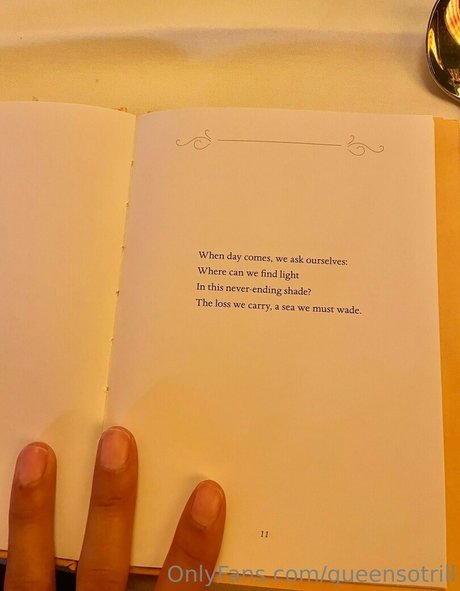 QueenSoTrill modelo exclusivo galería