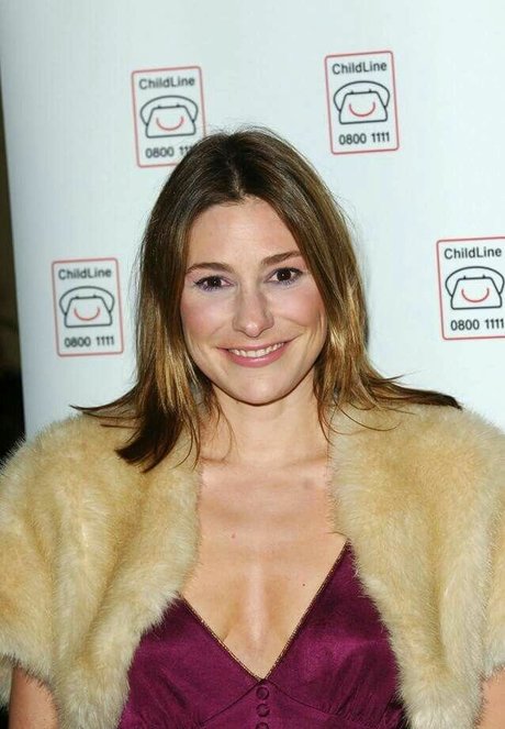 Liz Barker nude actress pics