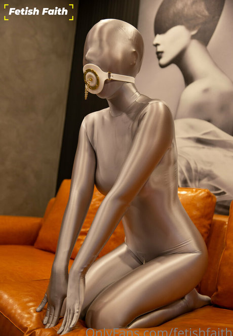 fetishfaith modelo xxx galería