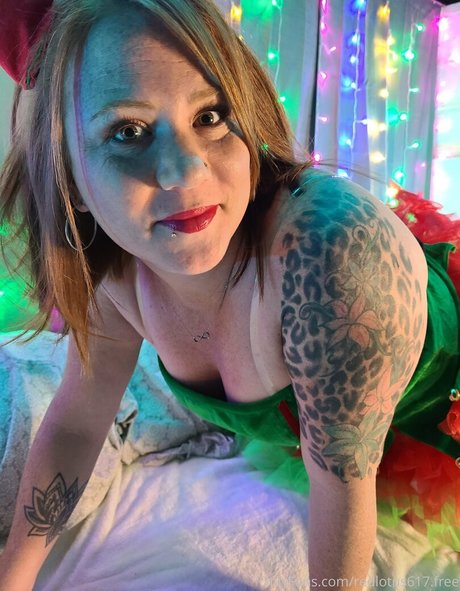 redlotus6170 model naked gallery