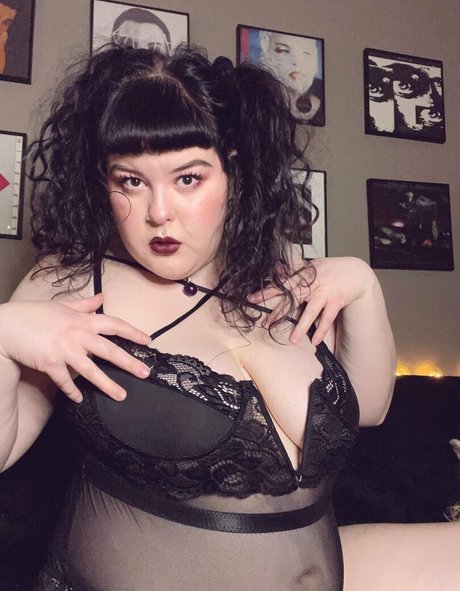 adinaanger linda estrella foto