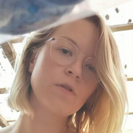 AimuCosplay star du porno gratuite photo