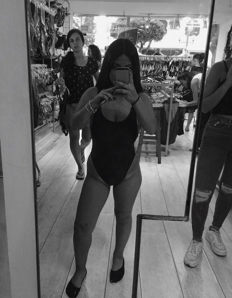 Gal Haitin étoile nue galerie