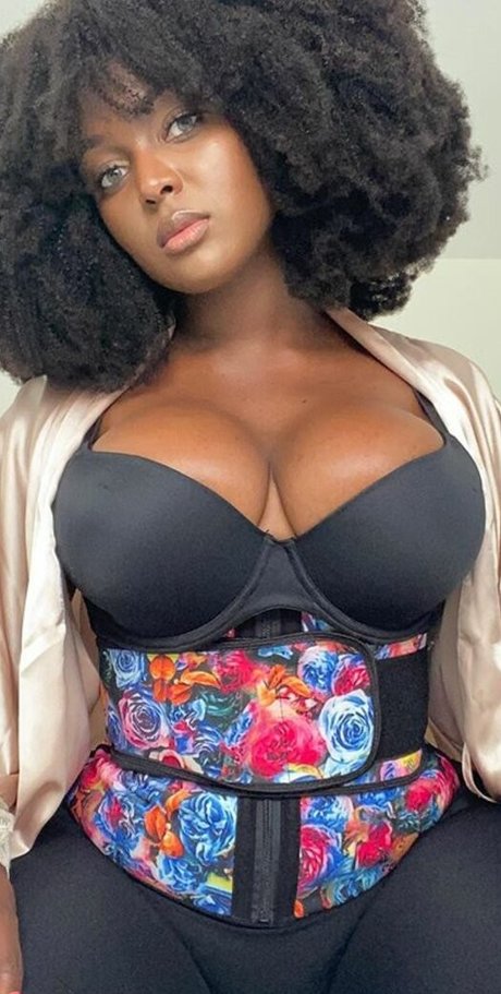 Amara La Negra estrella porno hd archivo