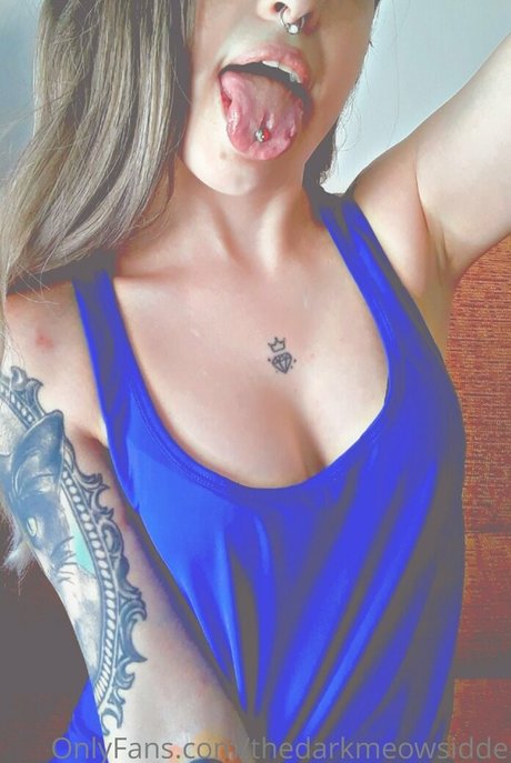 thedarkmeowsidde model pornographic image