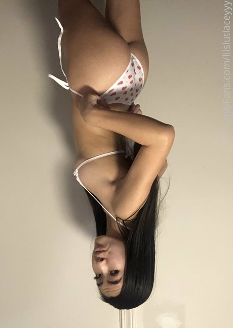 Lilslutlaceyyy modelo hermosa imágenes