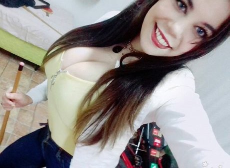 genesis18 modelo foto