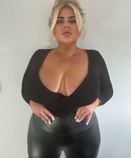 Susannah Elizabeth estrella perfecta galería