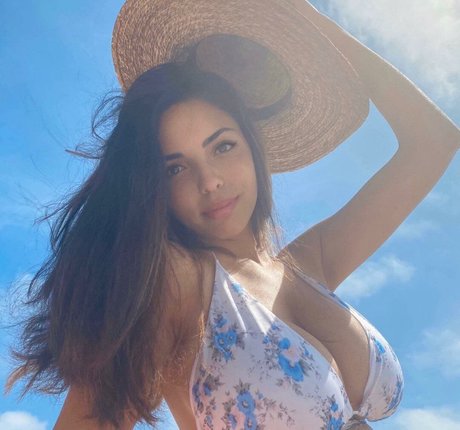beautiful shemale onlyfans beautiful naked photos