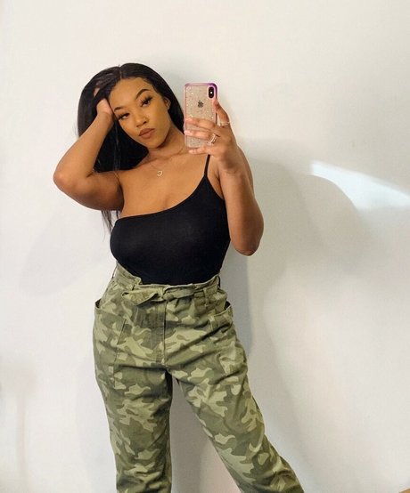 thecleopatraway star exclusive collection