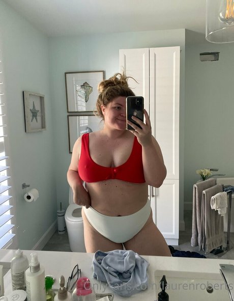 laurenroberts estrella sexy imágenes