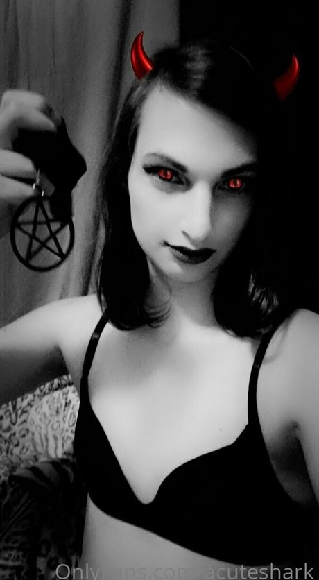 acuteshark desnudos de estrellas porno galerías