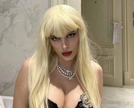 bellathornevip estrella sexy imágenes