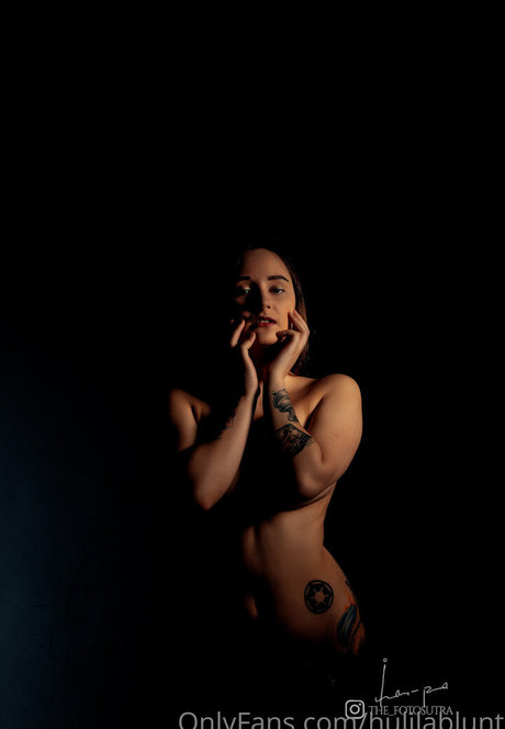 hulilablunt star du porno exclusive images