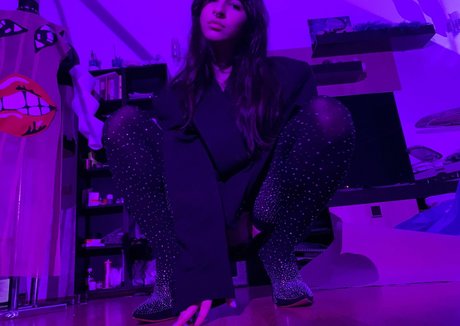 lovelylolllaaaaaaa modèles nus galerie