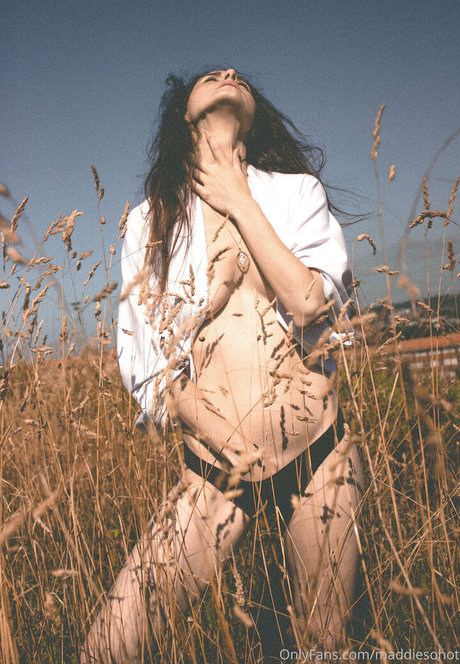 maddiesohot hermosa estrella foto