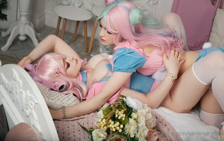 Kamelya chan haut étoile des photos