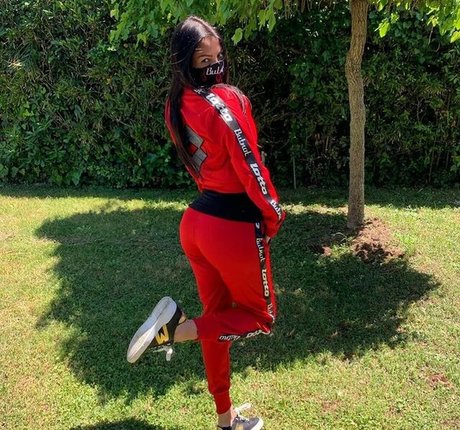 Carolina Marconi art modèle image