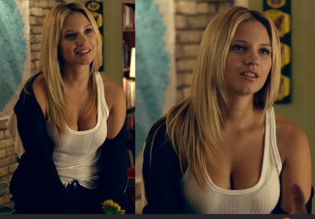 Vanessa Ray actrice sexy collection