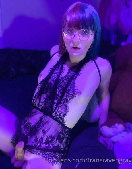 transravengray hermosa actriz imágenes