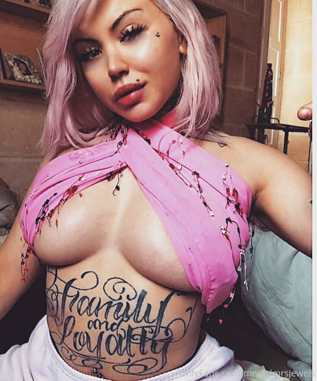 mrandmrsjewels star du porno en haute qualité archive