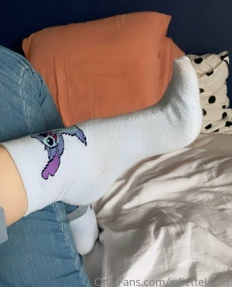 juliettelapin estrella desnuda fotos