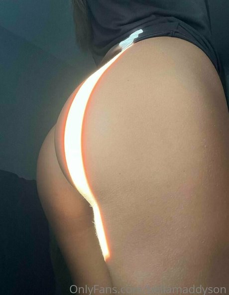 bellamaddyson jolie étoile galeries