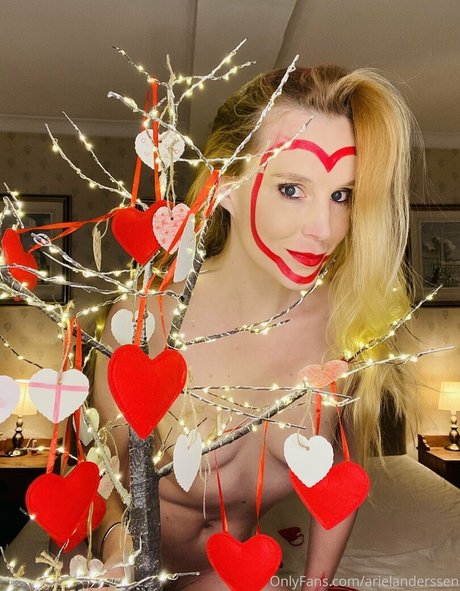 arielanderssen étoile xxx photo