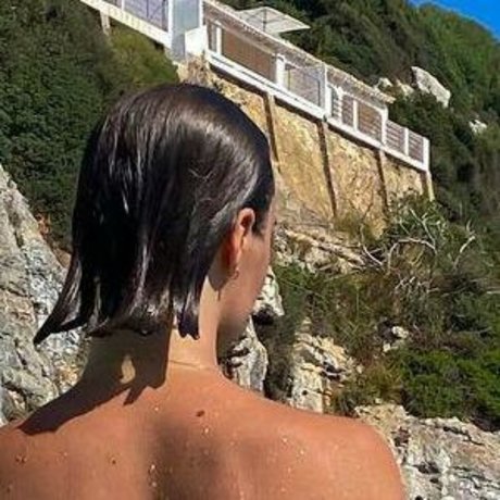 Am e lie hot actress pic