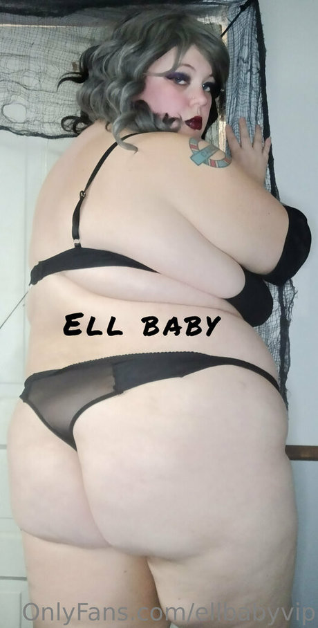 ellbabyvip modèle pornographique photos