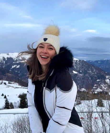 Giada Piotti star du porno exclusive des photos