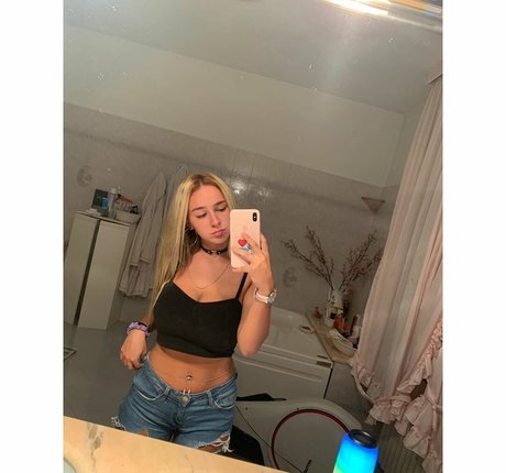 Giada Piotti estrella galerías