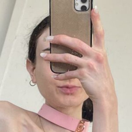 Nymphari star du porno en haute qualité des photos