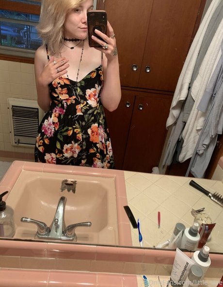 little doe actriz de desnudos galerías