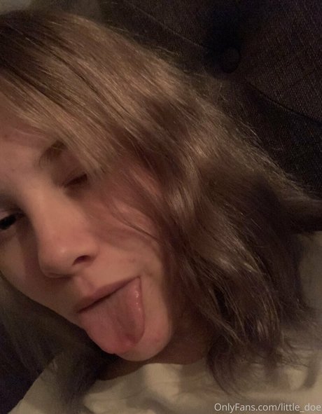 little doe beau modèle photo