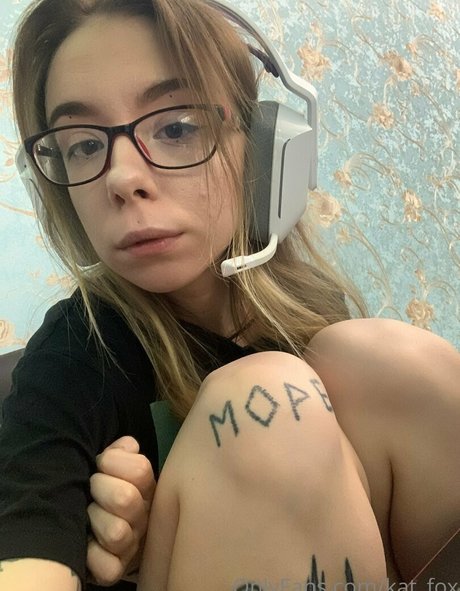 kat fox actrice libre img