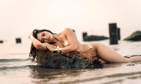 Annabel DaSilva star pornographic pic
